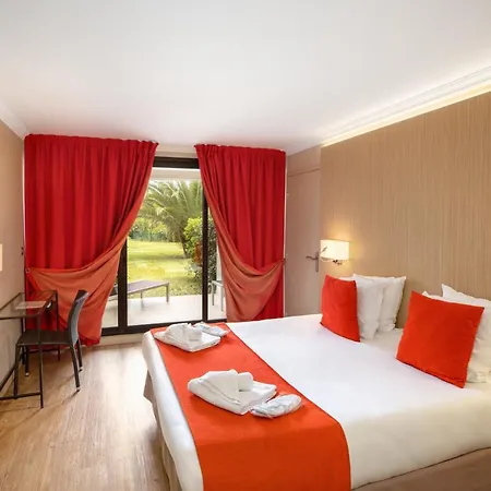 Hotel Sowell Du Golfe De Saint-tropez 4*