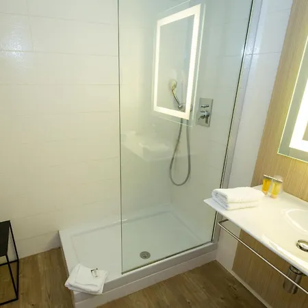 Otel Sowell Du Golfe De Saint-tropez Grimaud