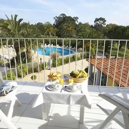 Hotel Sowell Du Golfe De Saint-tropez 4*