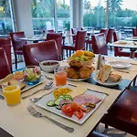 Sowell Du Golfe De Saint-tropez 4* 그리모