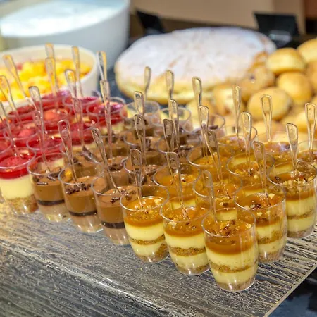 Sowell Saint Tropez 4*