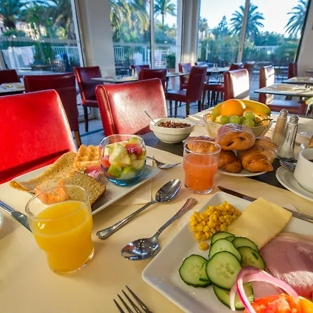 Sowell Du Golfe De Saint-tropez 4* 그리모