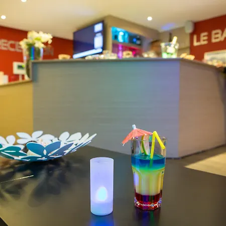 Sowell Saint Tropez 4*