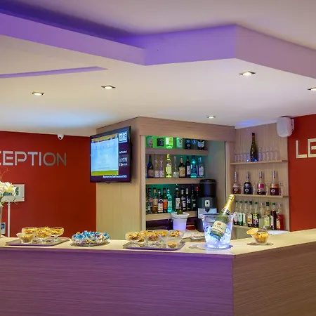 Hotel Sowell Du Golfe De Saint-tropez 4*