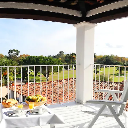 Sowell Du Golfe De Saint-tropez 4*