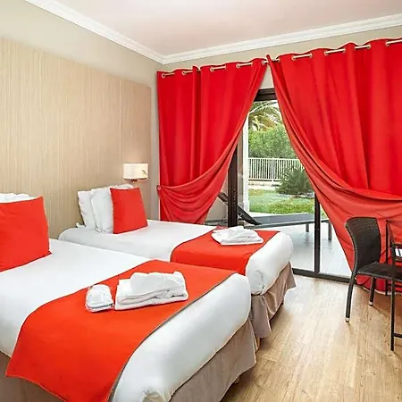 Sowell Du Golfe De Saint-tropez 4* Grimaud