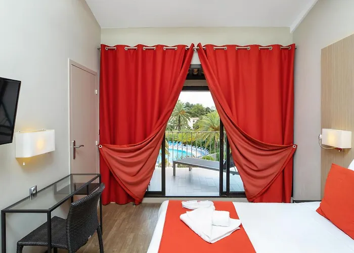 Sowell Du Golfe De Saint-tropez 호텔 그리모