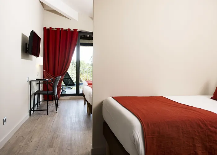 Sowell Du Golfe De Saint-tropez 4* 그리모